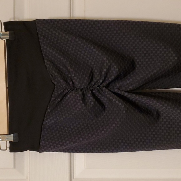 Booty lifting contour Leggings - Picture 4 of 7